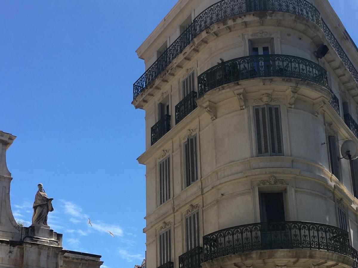 Coup De Coeur Vieux Port-republique *